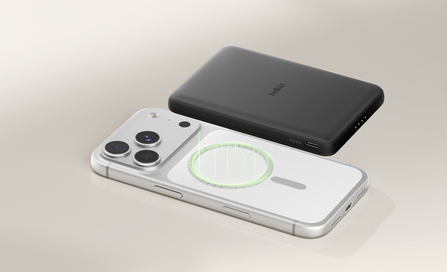 【Belkin】強力磁力でピタッと吸着！カードサイズの超スリムマグネット式モバイルバッテリー Belkin BoostCharge 薄型マグネット式モバイルバッテリー5K