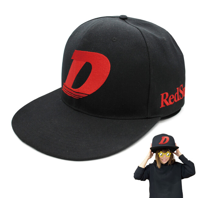 大きすぎる新商品・・・!『頭文字D』BIG CAP が「大阪オートメッセ2026」で販売決定!