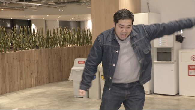 「誇張を超えてみな」ザコシからの“超誇張モノマネ”無茶振り地獄にケムリが悲鳴「もういいって！」「見えてるって！」“撮れ高の妖精”オダウエダ・植田の衝撃的な姿に『MAD5』メンバーも騒然『MAD5』#4