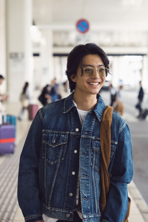 伊藤健太郎サード写真集が発売決定！ 沖縄を舞台に素の表情が満載の先行カットを大公開。写真集お渡し会イベントや購入特典の内容も解禁!!
