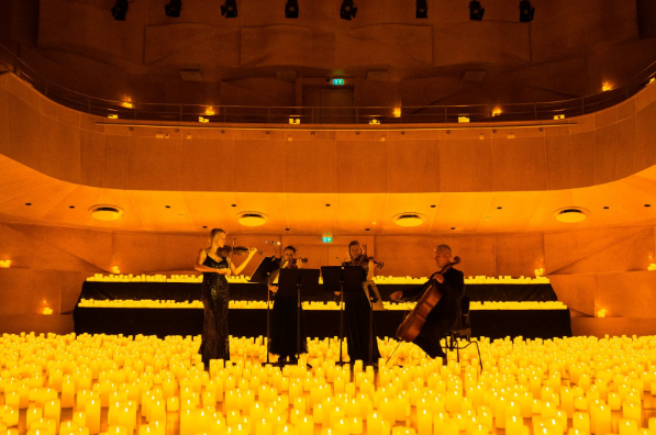 キャンドルの灯りとともに楽しむクラシック音楽「Candlelight(R)」が、大濠公園能楽堂に登場