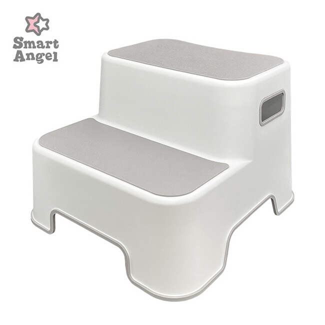 自分でできた！お子さまの自立体験に「SmartAngelすべり止め付2段ステップ」が登場
