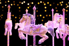 お菓子のメリーゴーラウンド(ウッドワン美術館) お菓子のメリーゴーラウンド(ウッドワン美術館)