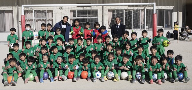 元プロサッカー選手　福西崇史氏登壇！『噛む力をスポーツの力に』第5弾　噛むこと×サッカー教室＆トークショーを開催