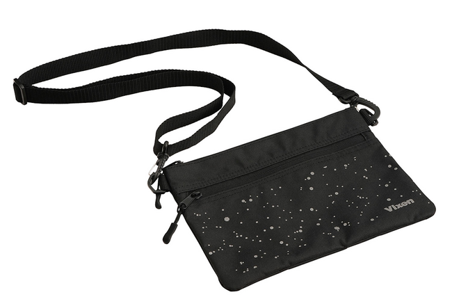 日々のスタイルに、星空と安心をプラス。「サコッシュ(星柄)」を2月19日(木)に発売