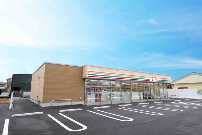 栃木県産木材を100％使用した“地産・地消”の木造店舗「セブン‐イレブン宇都宮新町1丁目店」がオープン