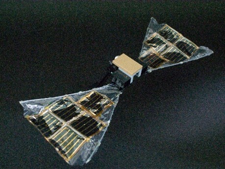 日本材料技研、宇宙向け超軽量薄膜太陽電池の実用化に向けた電荷輸送層MXeneの開発が「宇宙製品等開発経費助成」に採択