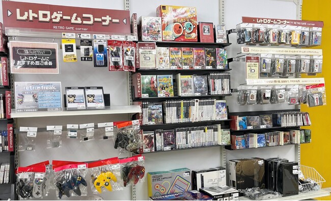 スーパーファミコン、ゲームボーイ、PlayStationなど人気機種を豊富に品揃え！ゲオ、全国97店舗で「レトロゲーム」の販売を順次開始