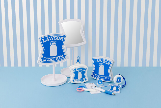 看板が“そのまんま”付録になった「LAWSON（ローソン）」公式ブック３種が２/27発売！