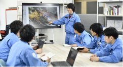生成AIの導入で新入社員研修の工数を25％削減
AI活用をきっかけに組織の活性化や営業活動の高度化も実現し、RAG活用も視野に
