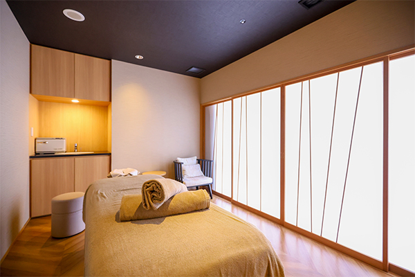 【奥湯河原温泉　山翠楼SANSUIROU】春限定 温巡りスパプランのご案内