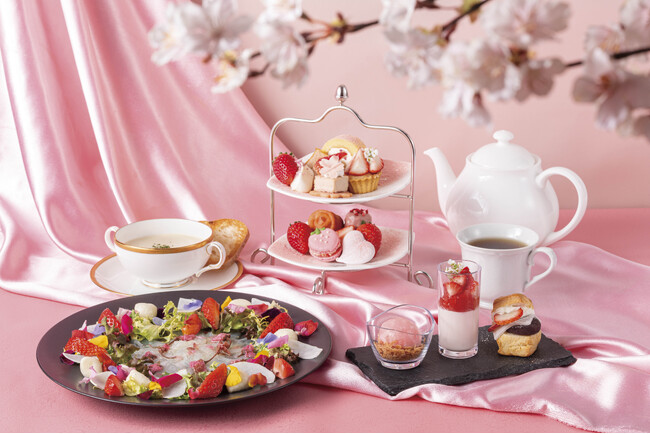 【舞浜ビューホテル by HULIC】いちごと桜がふんわりと春を彩る「いちごアフタヌーンティー」が登場。