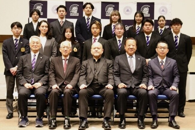 ◆ワールドユニバ―シティゲームズ優勝の山口選手らを表彰◆ 関西大学が第34回大島鎌吉スポーツ文化賞授与式を開催 【日時】3月11日（水）13時～ 【場所】千里山キャンパス第２学舎BIGホール
