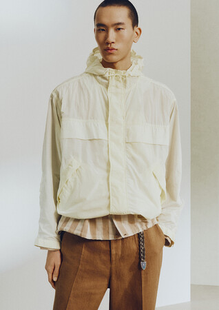 H&M ATELIERから、海辺のリラックスした雰囲気漂うSS2026コレクションを発表