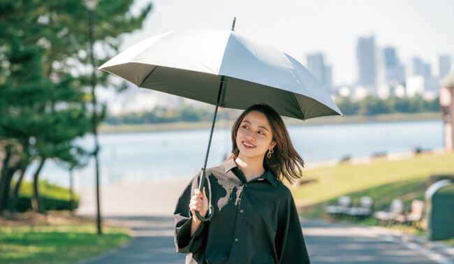 2026年最新｜どんな天気も、好きになる。突然の雨も強い日差しも対応するレイングッズブランド「HUS.」新作登場