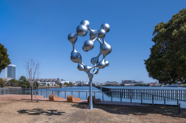 三井リンクラボ新木場3に名和晃平氏の彫刻作品《Cell Tree》を設置
