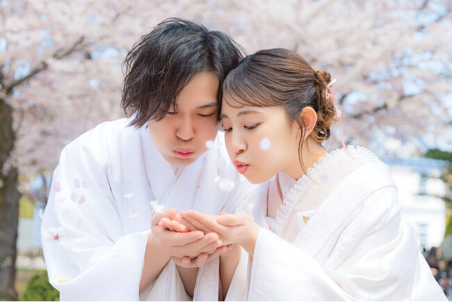 運命の瞬間を、一生に一度の春に。| 新春桜ロケーション撮影の受付をついにスタート。