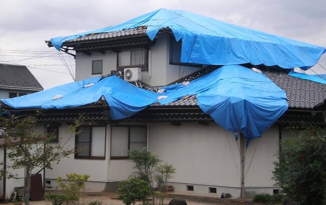 屋根用応急シートの品質基準に関するJIS制定!