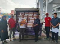 世界ラーメン協会、インドフード・インドネシア日清と共同でインドネシア・スマトラ島の豪雨被災者へ計6.5万食の即席めんを提供