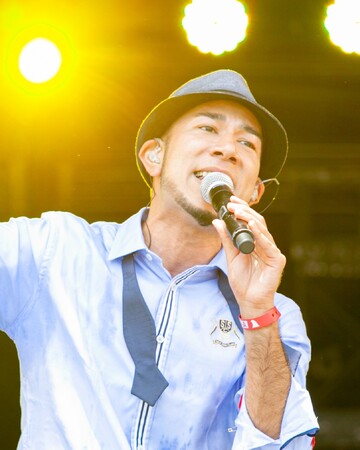 SKA SKA CLUBグローバーがinterfmで音楽番組スタート！― 働く大人たちへ捧ぐ ―90’sミュージックとともに“あの頃の感性”を呼び覚ますナイトショー