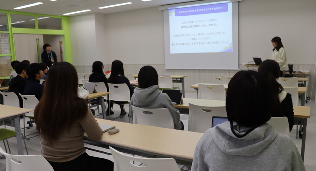 学びの多様化学校「東京みらい中学校」でスクールフォトの職業体験授業を実施