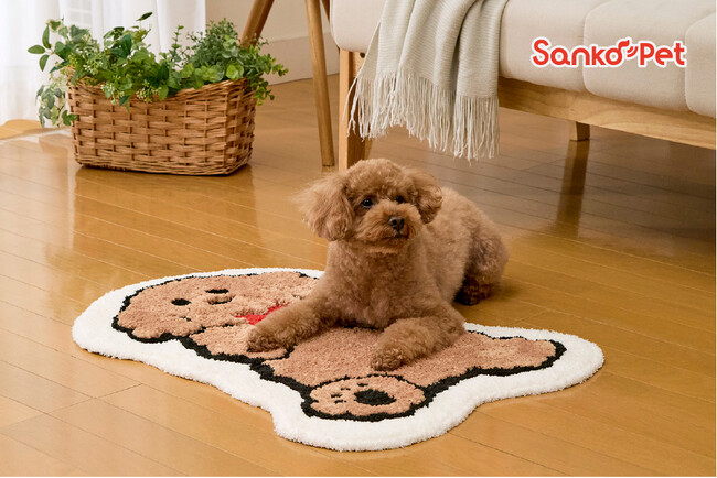 【Sanko Pet初】愛犬の“無防備な幸せ”を再現！犬をモチーフにした癒しのデザインマット「このコ想いのくつろぎマット」を新発売