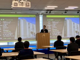 登壇の様子1