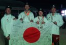 種目別メダル受賞後のJLC Team Husqvarna、 左から松村選手、山岡選手、武藤選手、髙山選手