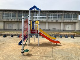 寄贈遊具 寄贈遊具