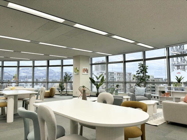 インテリアブランド『Francfranc』がNTTドコモビジネス 北海道支社の新オフィス空間をトータルコーディネート