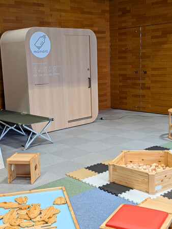 設置型ベビーケアルーム「mamaro」を「東京都八丈支庁展示ホール」に設置しました！