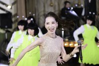 昭和の名曲「UFO」「シンデレラ・ハネムーン」を令和のダンスで爆踊！？「爆踊！アバンギャルディ 昭和歌謡の宴」
増田惠子(ピンク・レディー) ＆岩崎宏美と奇跡のコラボステージ