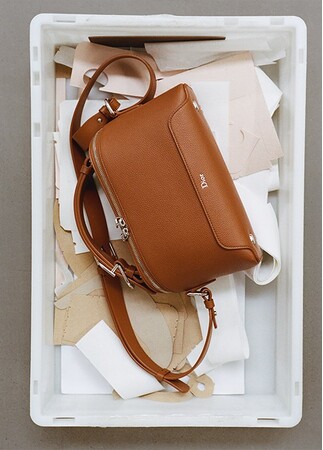 【Dior】新作「ディオール アーチー」バッグが登場