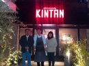 【志の継承:その街で1番愛される店へ】 東京・表参道「KINTAN」での出勤最終日。「その街で一番愛される店へ」という志を胸に故郷・白老へ戻り、名店で培った技術を注ぎ込んだことが、今の世界的な評価へと繋がりました。 【志の継承:その街で1番愛される店へ】 東京・表参道「KINTAN」での出勤最終日。「その街で一番愛される店へ」という志を胸に故郷・白老へ戻り、名店で培った技術を注ぎ込んだことが、今の世界的な評価へと繋がりました。
