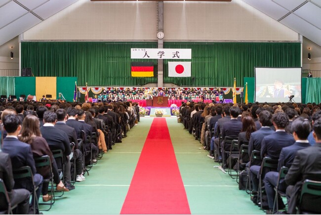 名古屋商科大学、志願者数が前年比184%と記録的増加ケースメソッド教育と国際環境への評価が背景