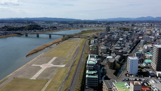 大淀川の河川空間がオープン化!キッチンカーやイベントなど民間事業者の営業活動が2026年4月より解禁