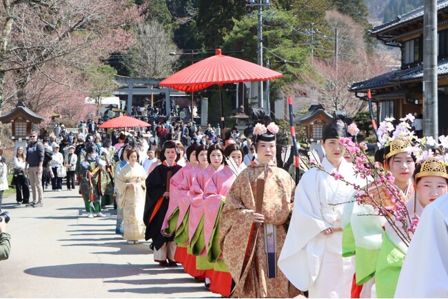 【飛騨高山・岐阜県高山市】飛騨一宮水無神社 第73回「飛騨生きびな祭」