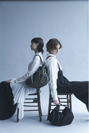 discord Yohji Yamamoto、新作バッグ「CRESCENT 」「DRAPE」「TUCK」を4月17日(金)より発売