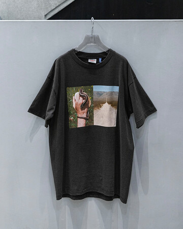 フォトグラファー5名との数量限定スペシャルTシャツをローンチ。URBAN RESEARCH KYOTOにて「TINYVICES ARCHIVES」開催
