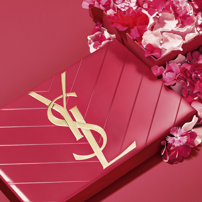【YSL BEAUTY】母の日に向けて、YSLの“LOVE”が詰まったアイテムがギフトセットとなって登場。