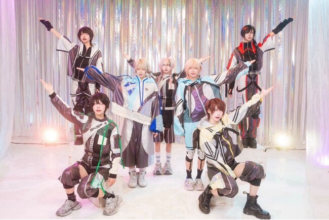 メンズアイドル『双極スペクトラム』のライブフォトがセブン‐イレブンのマルチコピー機に登場　メモカぴあにて販売開始！