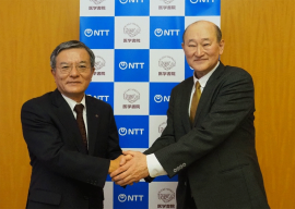 NTT 島田明社長(左)と医学書院 金原俊社長(右) NTT 島田明社長(左)と医学書院 金原俊社長(右)