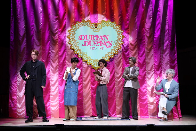 ドリアン・ロロブリジーダ主演の完全新作シチュエーション・コメディ『DURIAN DURIAN（ドリアン・ドリアン）』明日開幕！4月18日(土)～26日(日) 有楽町・I‘M A SHOW