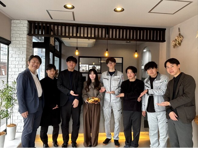 新入社員が店舗立ち上げに挑戦したスイーツ店「HALF TREND SWEETs」