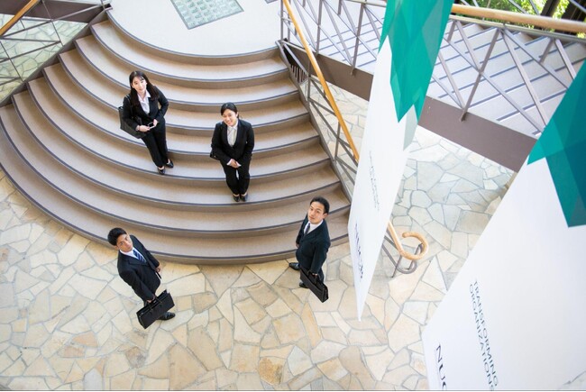 名古屋商科大学、2026年3月卒業生の就職決定率が98.7%を記録