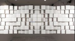 部屋が瞬間移動装置に泊まれる仮想世界『ホーリープラネット』に、時空を超える新プロジェクションマッピングが登場！