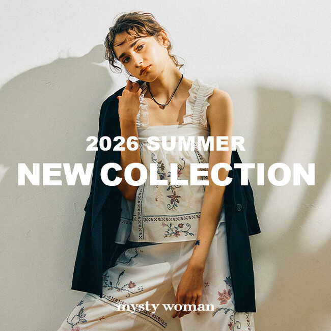 mysty womanが贈る、2026年夏の最新ビジュアル「MARINE×BOHO CHIC」を4月24日（金）に公開！
