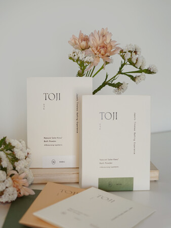 TOJI、新商品「酒粕バスパウダー 橙-DAIDAI-」の販売を開始。母の日ギフトに。身体の巡りをやさしく整え、健康を育む入浴体験を