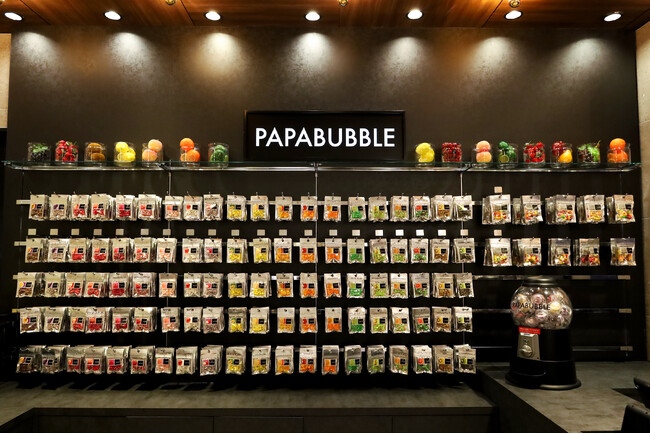 20種類以上のフルーツから選べる新店舗が渋谷に誕生　5月6日までのオープン記念キャンペーンも開催！　PAPABUBBLE 渋谷スクランブルスクエア店　4月28日オープン