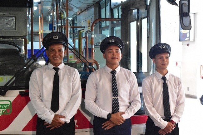 特定技能制度による外国人バス運転士が誕生!